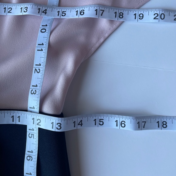 TED BAKER ELLAME 2-TONE SHEATH MIDI TWIST DRESS - Picture 12 of 16